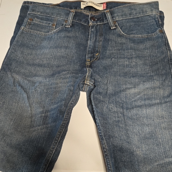 Levi's Men's Classic Denim Jeans - Picture 3 of 4